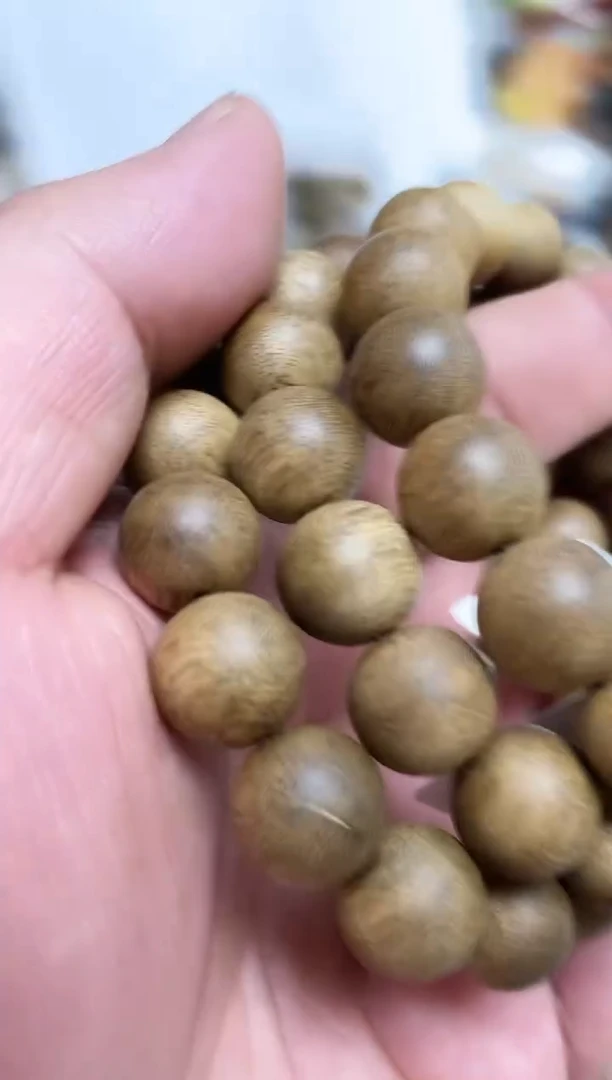 【闪购商品】沉香手串菩萨棋圆珠单圈1.3多样性发其一