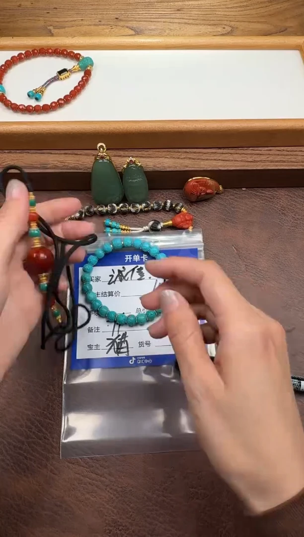 18K金镶嵌手串手串南红玛瑙妮***~配饰配饰