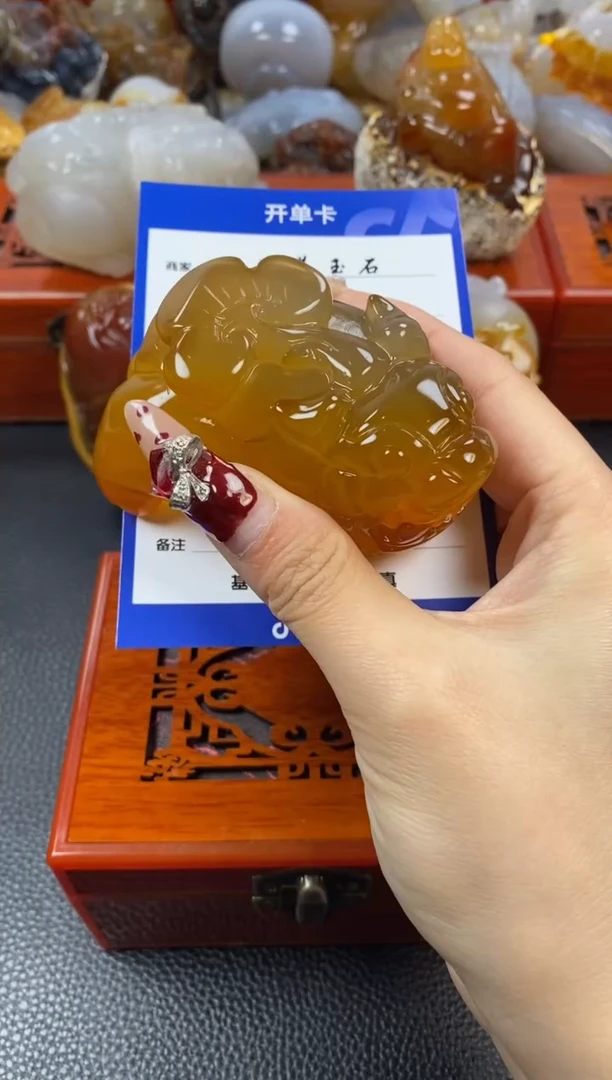 【闪购商品】玛瑙/玉髓手把未镶嵌1