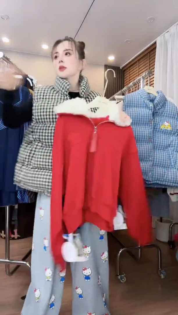 红色衣服红色衣服