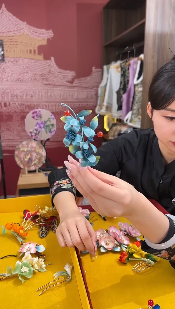 【闪购商品】刺绣非遗绒花（发饰）