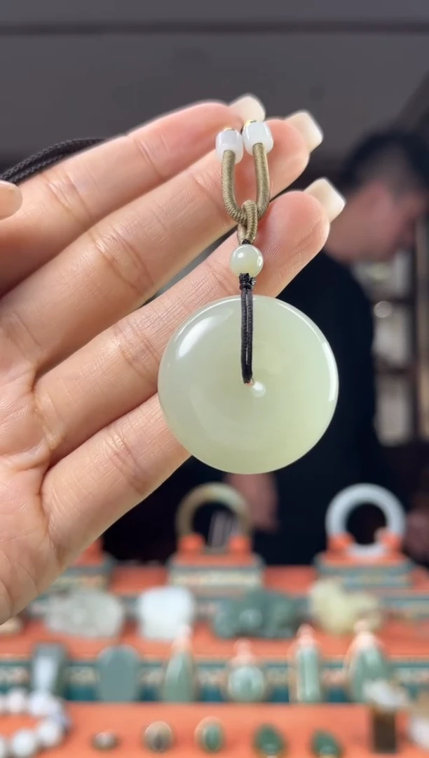 颈饰未镶嵌和田玉佩佩31mm左右