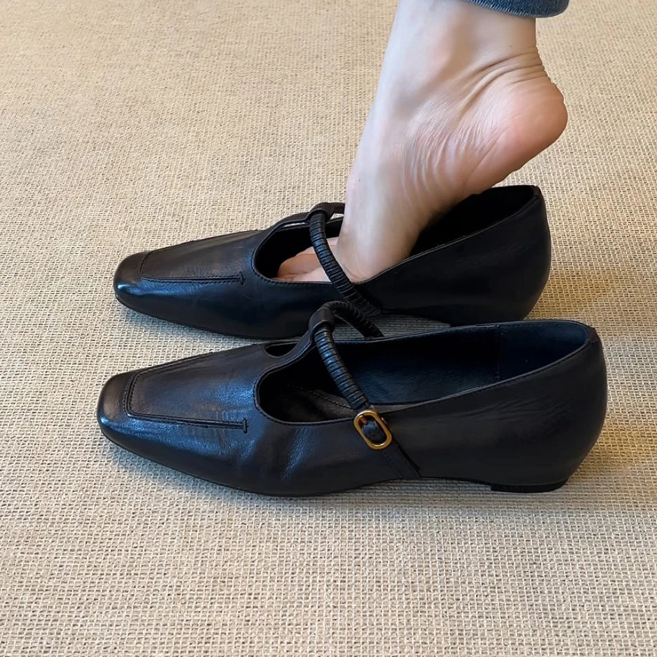 RubyL/3cm简约通勤舒适百搭擦色方头浅口丁字扣带内增高单鞋女款