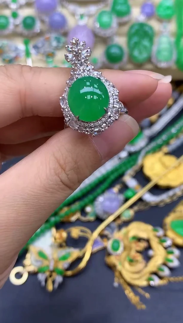 18K金镶嵌戒指翡翠409-中国好珍宝