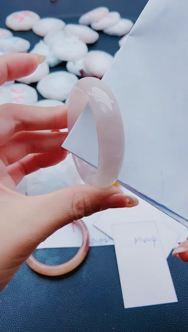 未镶嵌手镯石英质玉M404-51-50