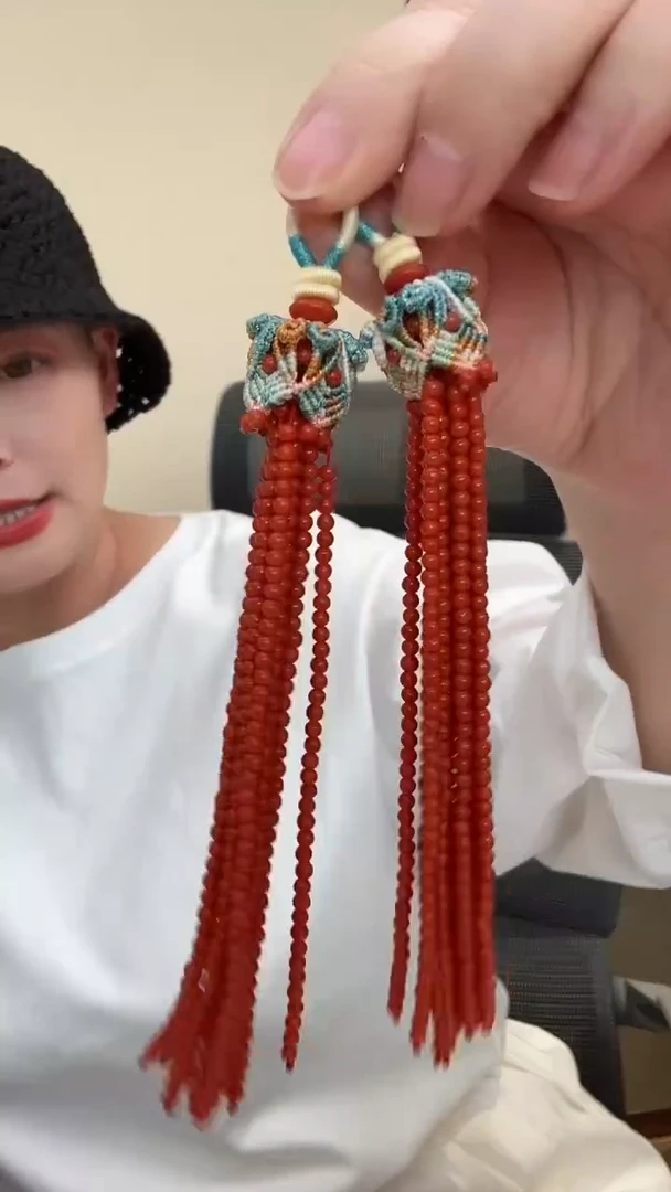 颈饰未镶嵌南红玛瑙吊坠