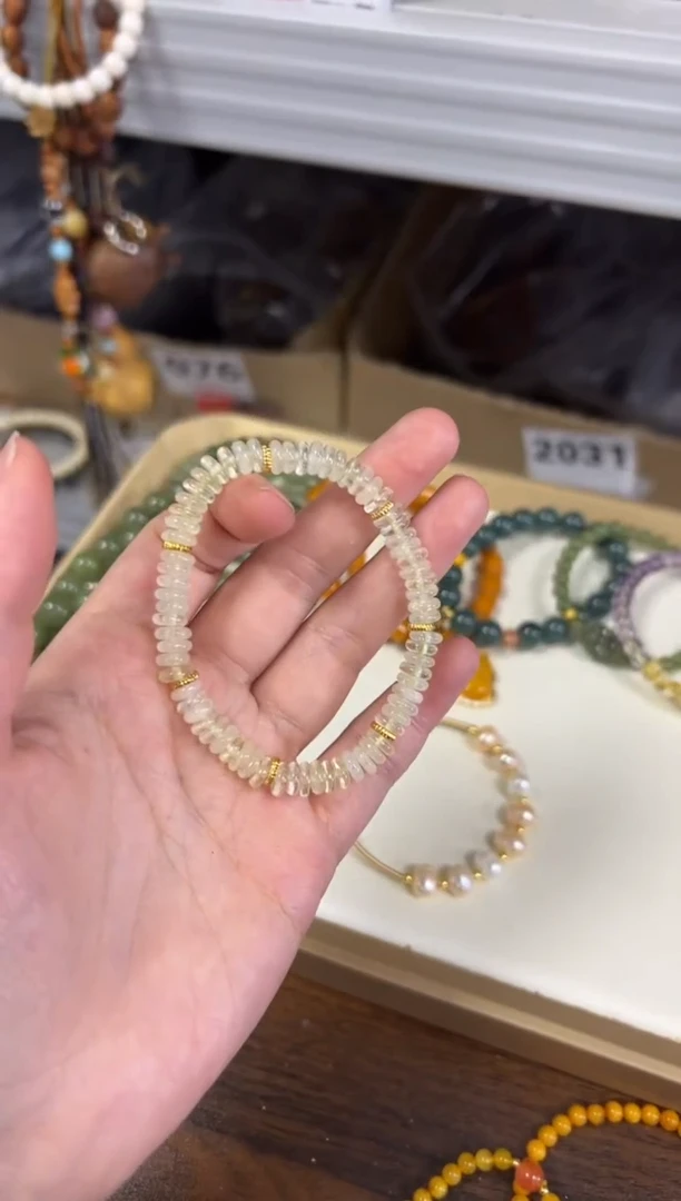 水晶手链未镶嵌柠檬黄水晶精工蝶珠款手链