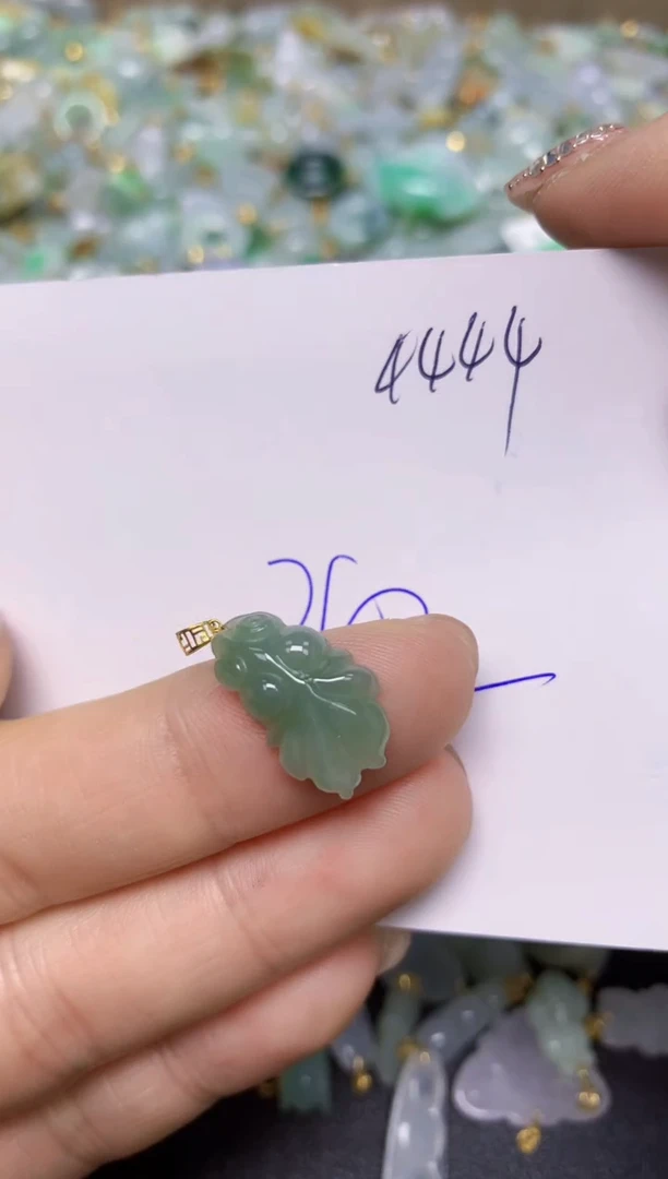 【闪购商品】翡翠挂件18K金镶嵌 天然翡翠A货