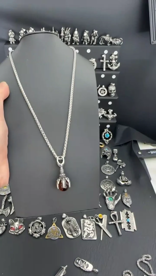 钛钢树脂降魔吊坠搭配龙骨项链70CM长