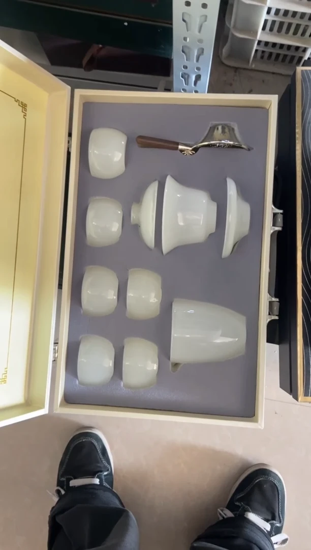 杯无运费险有瑕疵的摄影的产品有使用过的痕迹有点脏介意勿拍