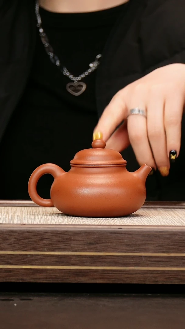 茶壶紫砂小煤窑朱泥 容天 王红英
