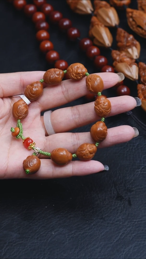 吊坠橄榄核莘*1.4八宝弥勒