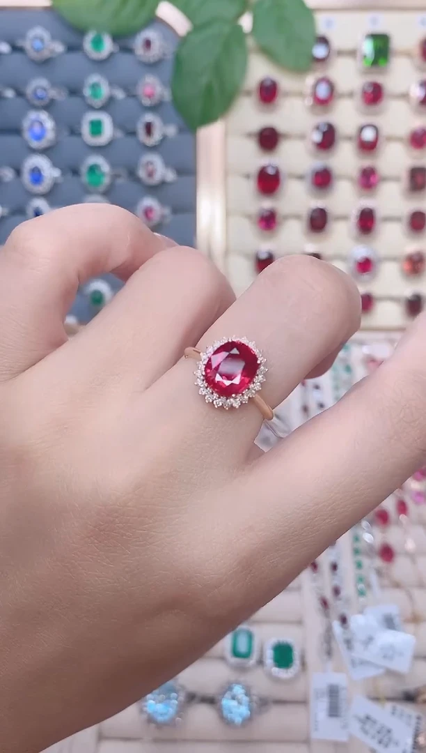 18K金镶嵌碧玺戒指碧玺2.85ct