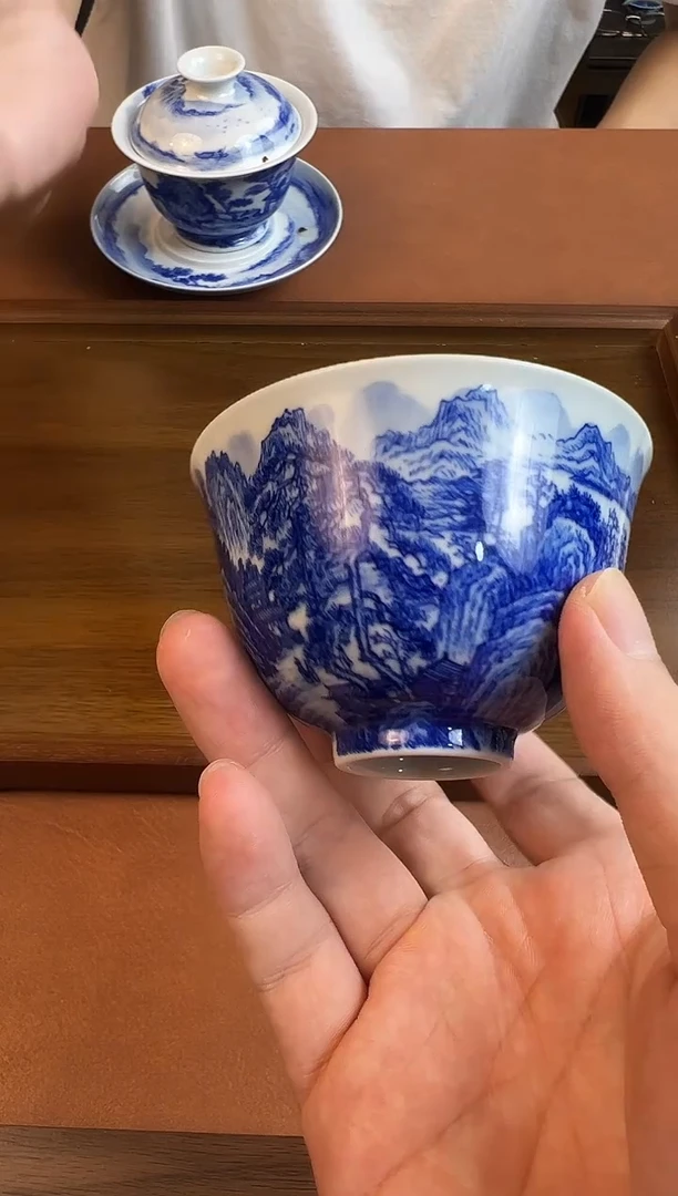 问青坊纯手工手绘青花山水柴窑主人杯