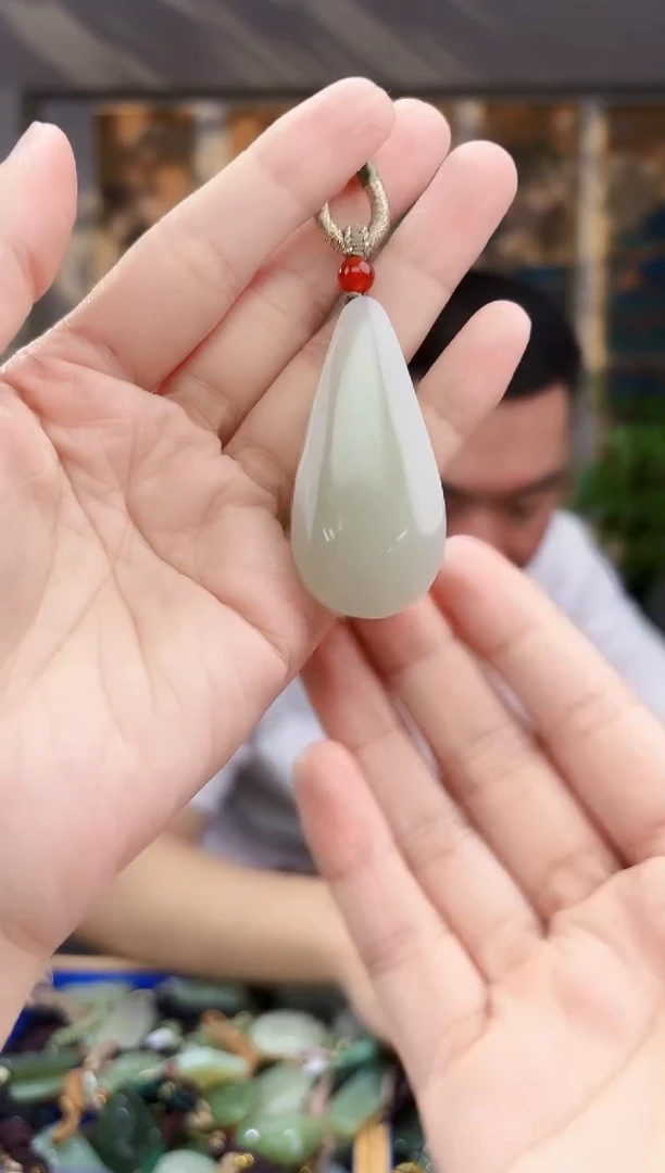 和田玉未镶嵌挂件拍一发一