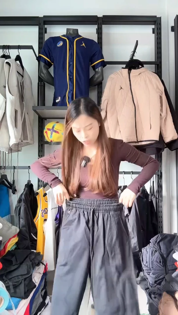 3281编码  瑕疵直播间过款为准 尺码   身高