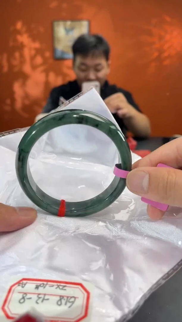 未镶嵌手镯翡翠翡翠手镯