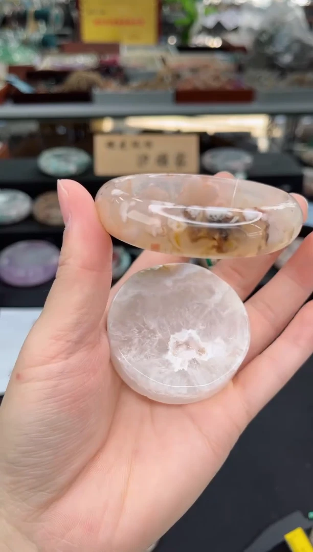 【闪购商品】石英质玉手镯未镶嵌58圈口（赠品镯心）3570251