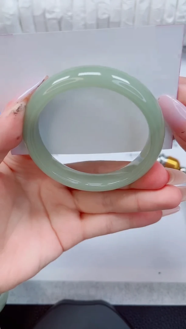 石英质玉手镯未镶嵌77-54/55