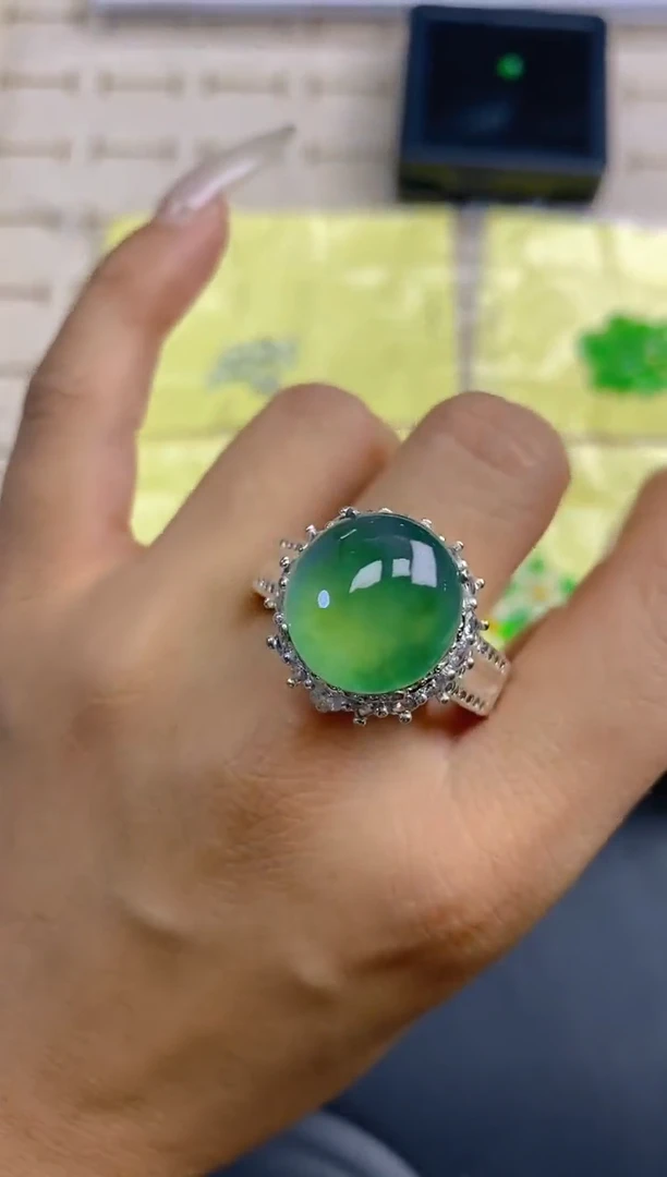 定制翡翠未镶嵌天然翡翠蛋面36