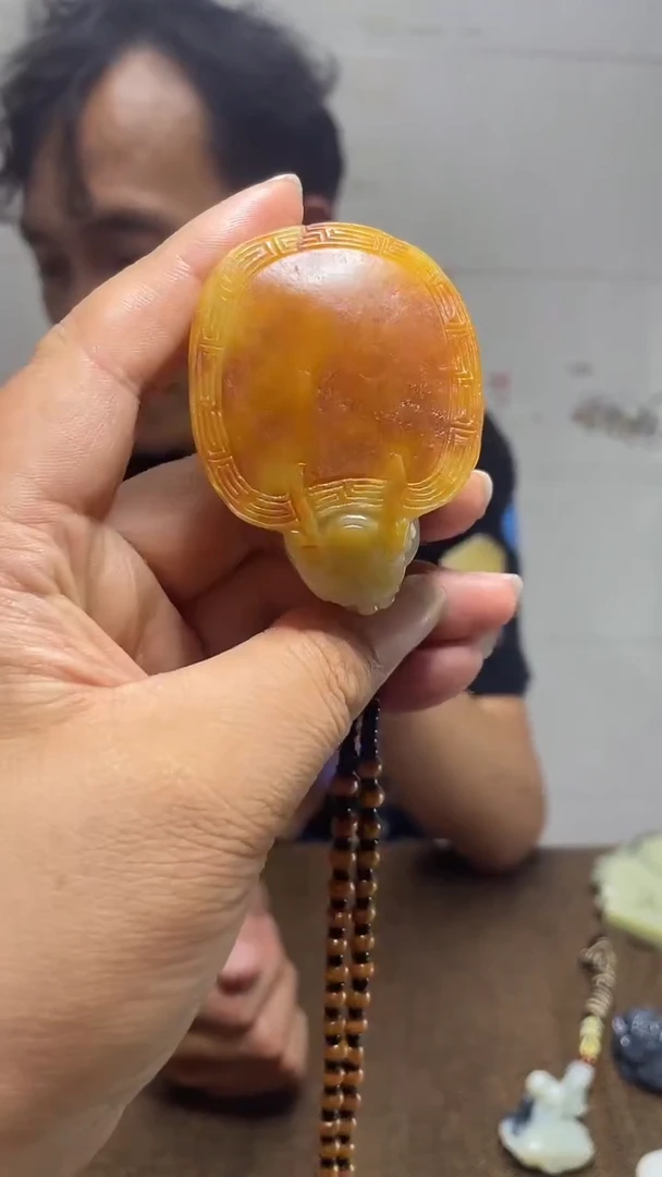 未镶嵌和田玉挂件1