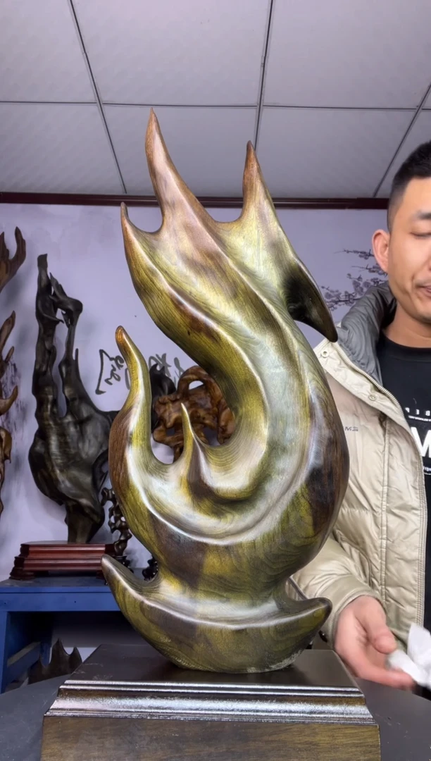 金丝楠木雕款j***r金丝楠木工艺品摆件