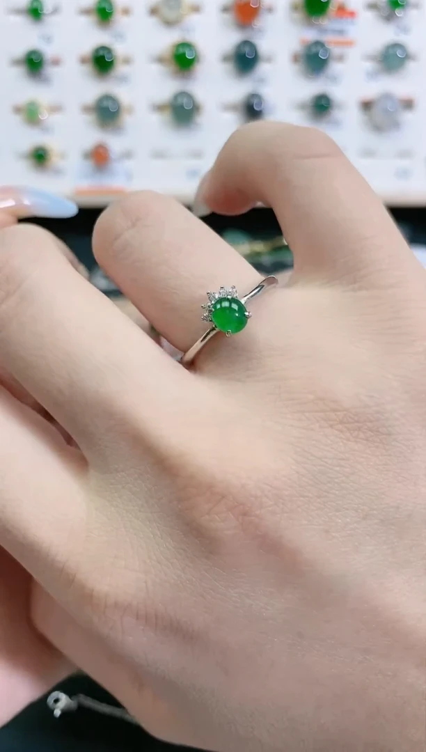 翡翠戒指银S925镶嵌天然翡翠