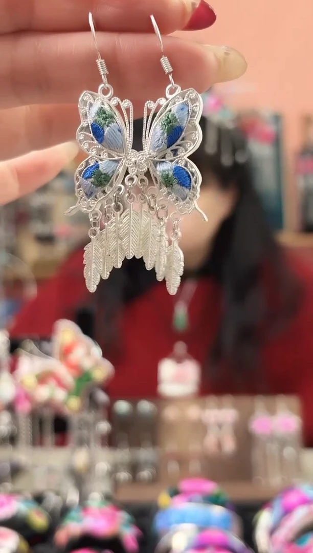 织绣艺枝独绣手工饰品191