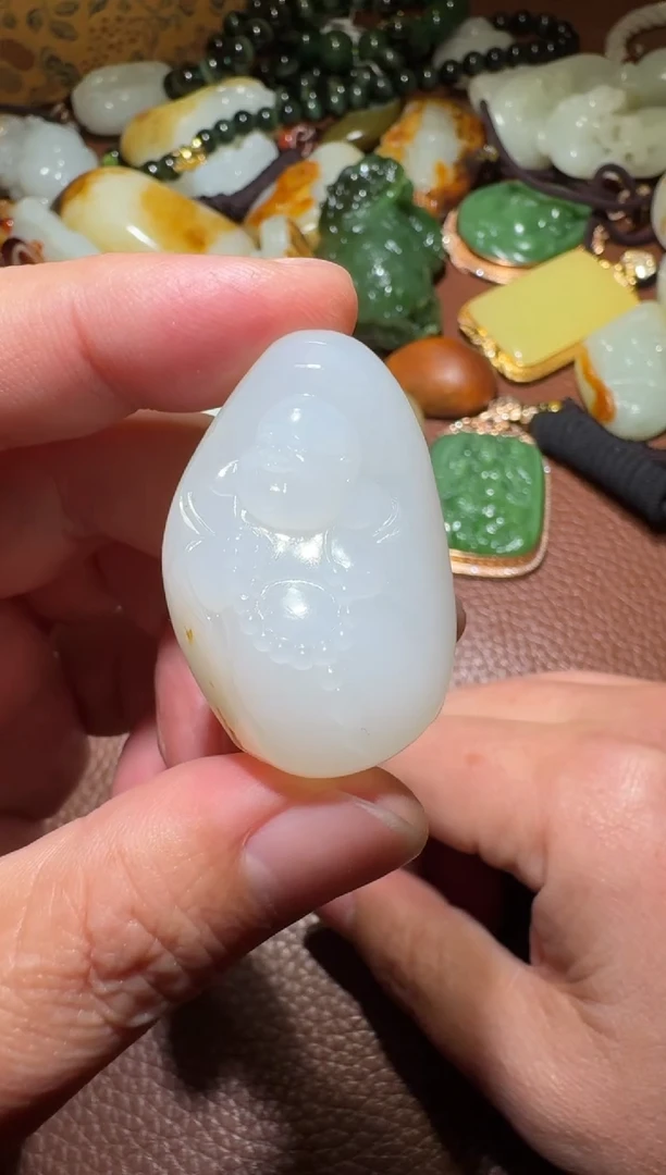 未镶嵌和田玉挂件斩*和田玉