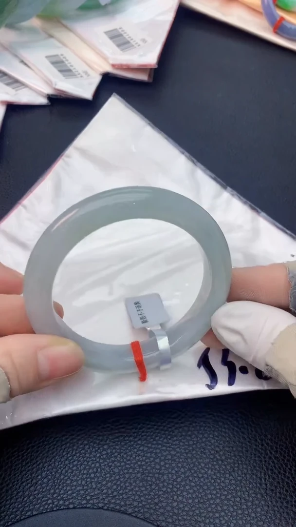 未镶嵌手镯翡翠0232214401