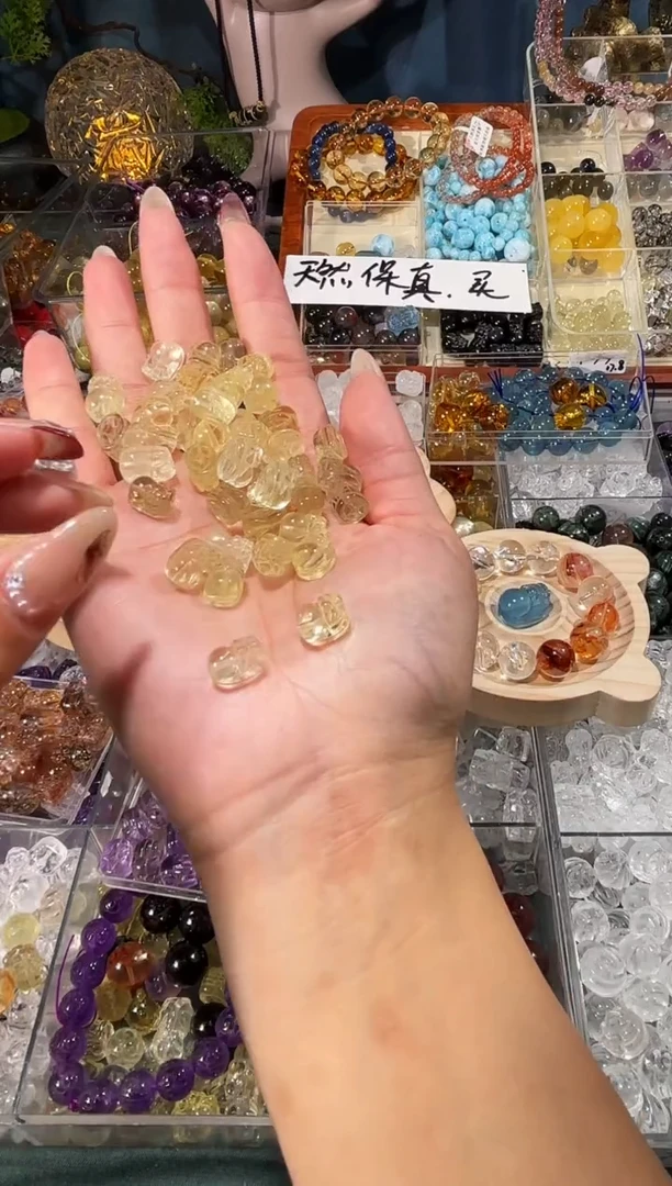 【闪购商品】水晶手串未镶嵌黄水晶貔貅一个宽卡7-8