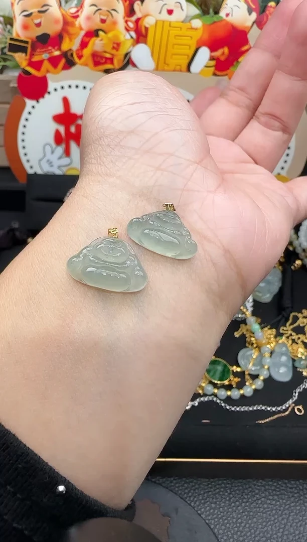 吊坠(不含链)18K金镶嵌翡翠佛公多样性发货其一