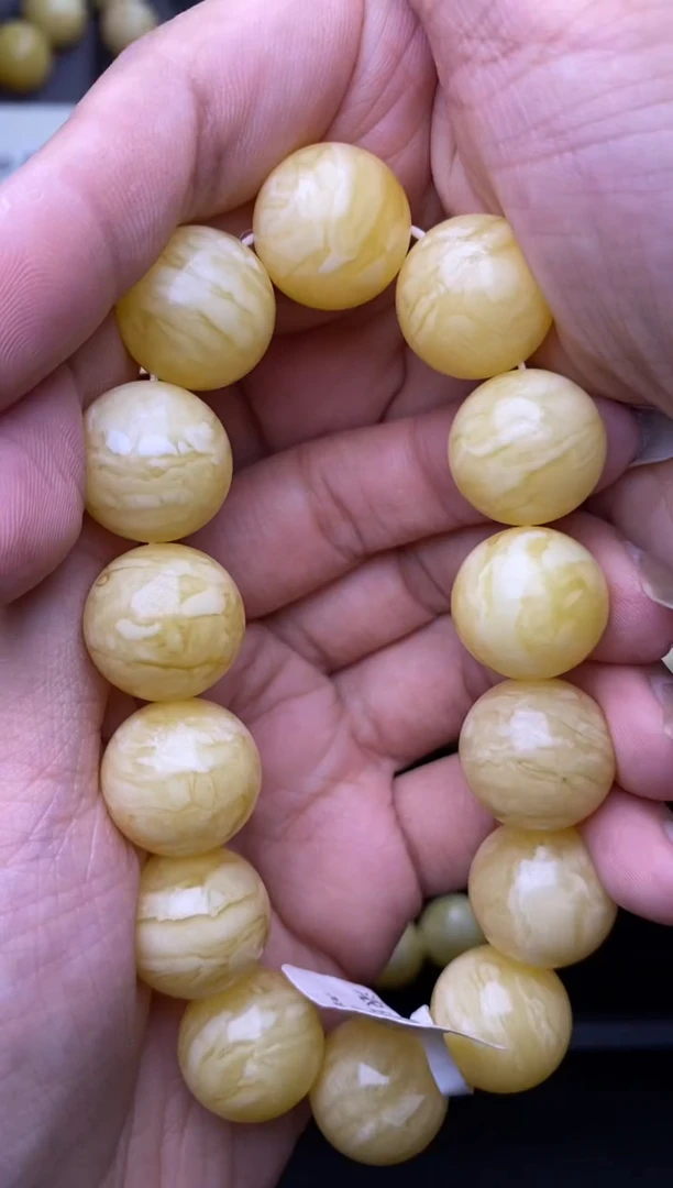 裸石琥珀未镶嵌大小姐珠宝111