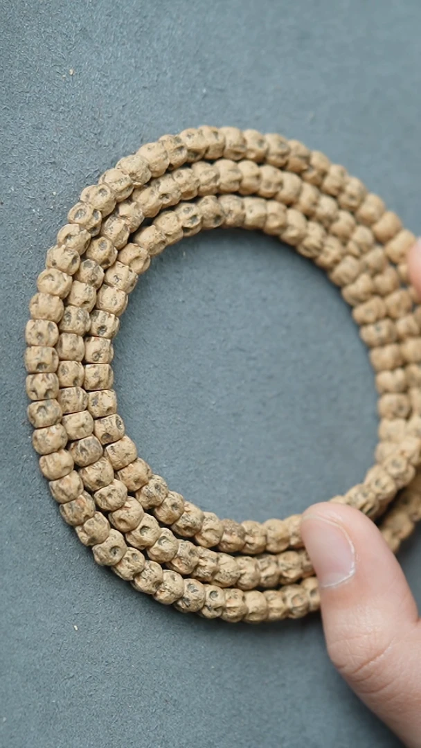 【闪购商品】柏香籽/百香籽吊坠无解