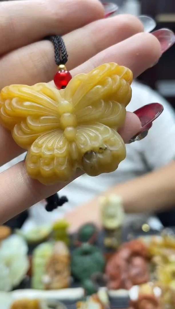未镶嵌岫玉吊坠·