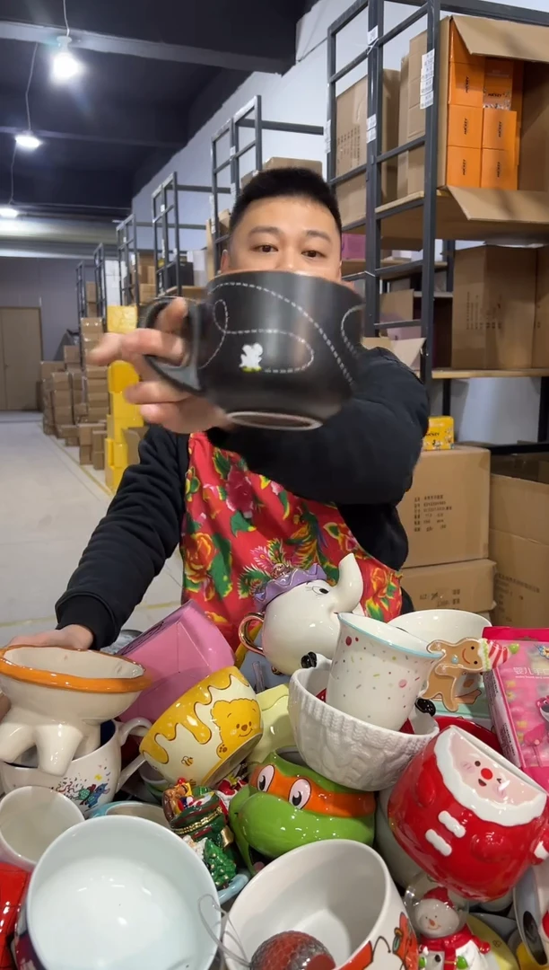 【闪购商品】杯黑色史努比早餐杯微瑕