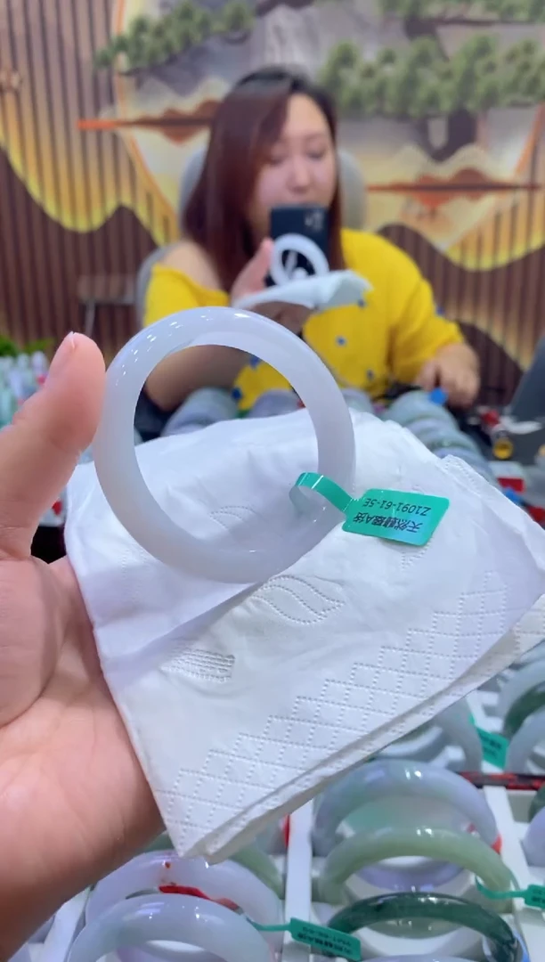 翡翠手镯未镶嵌00004014