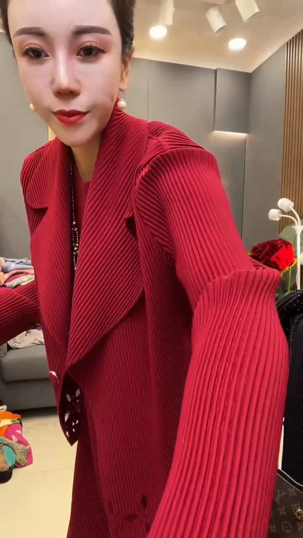 聚酯纤维（涤纶）红色 套