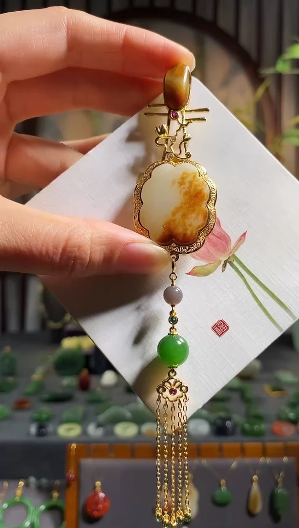 颈饰银S925镶嵌和田玉茵*，吊坠，胸针