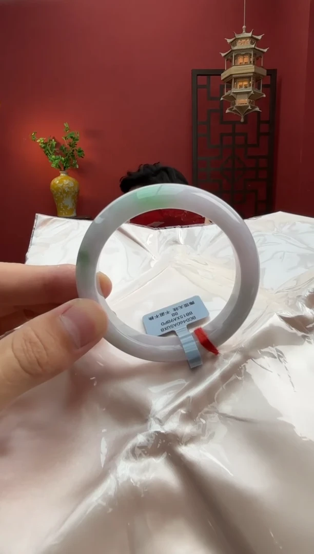 未镶嵌手镯（圆镯）翡翠翡翠手镯4