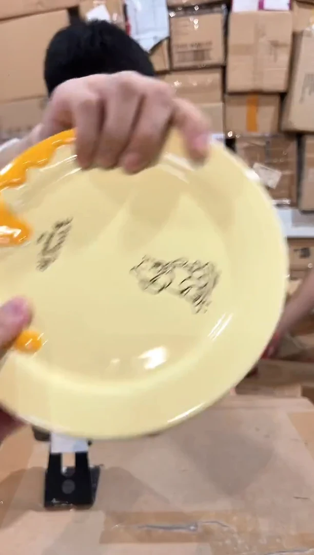 瓷片原盒维尼餐盘