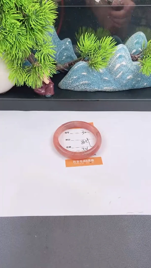 石英质玉手镯未镶嵌32