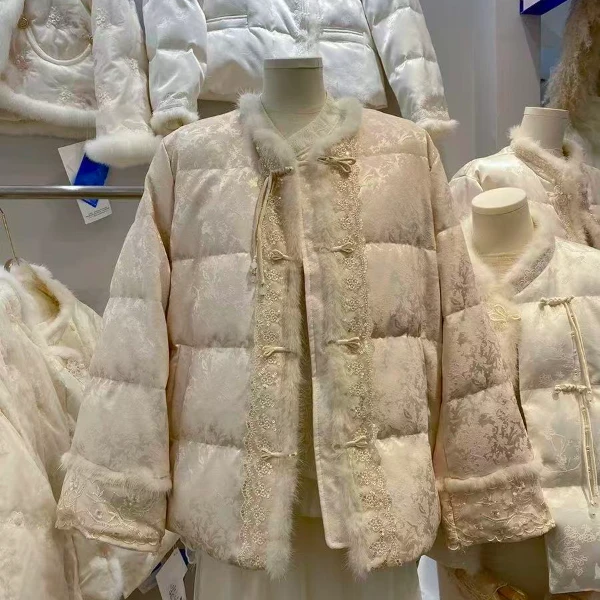 新中式国风高品质羽绒服蕾丝拼接冬新款刺绣洋气保暖短款女RM018