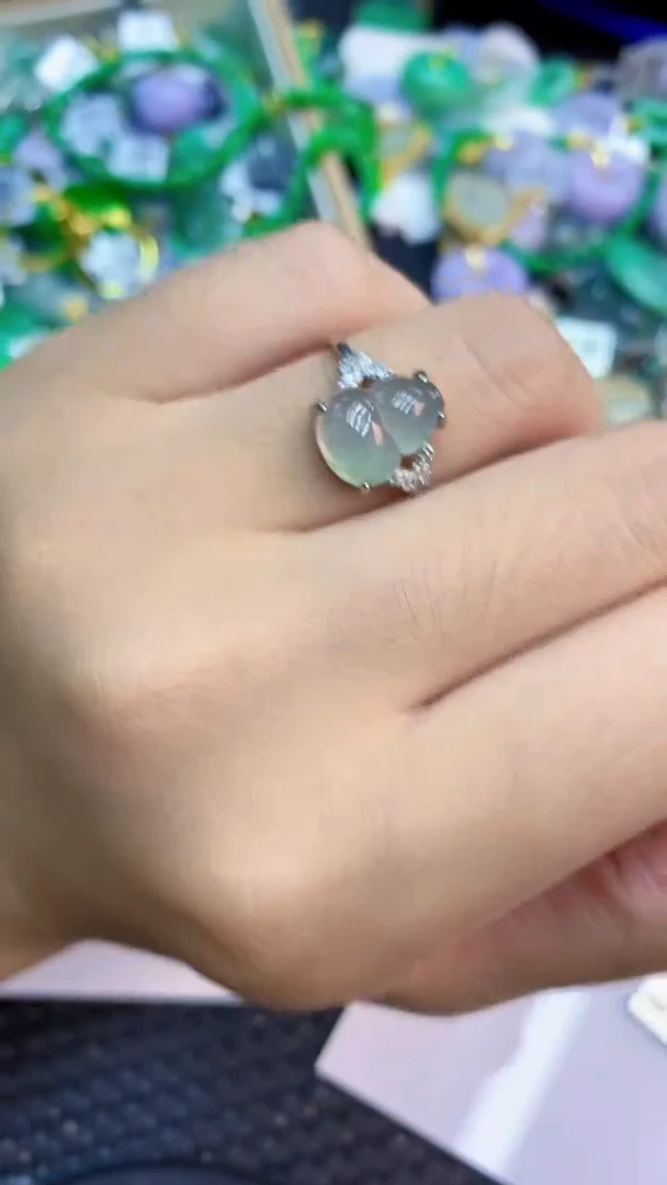 颈饰未镶嵌翡翠1