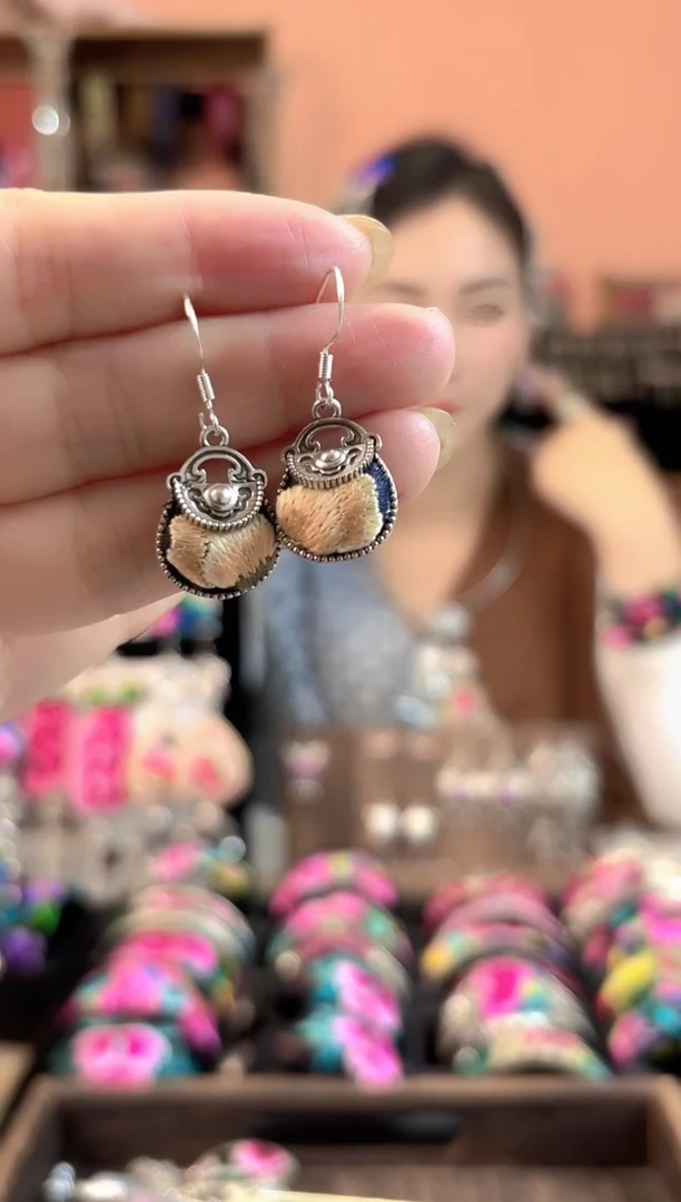 织绣艺枝独绣手工饰品12***