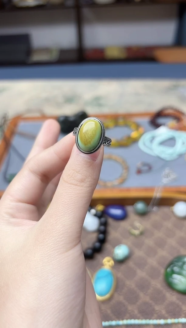 银S925镶嵌绿松石戒指s925银松石蛋面戒指GW