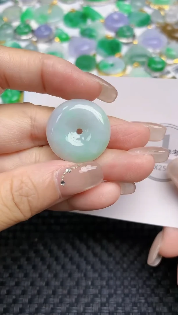 颈饰未镶嵌翡翠天然缅甸A货翡翠百元以上9元证书费自理