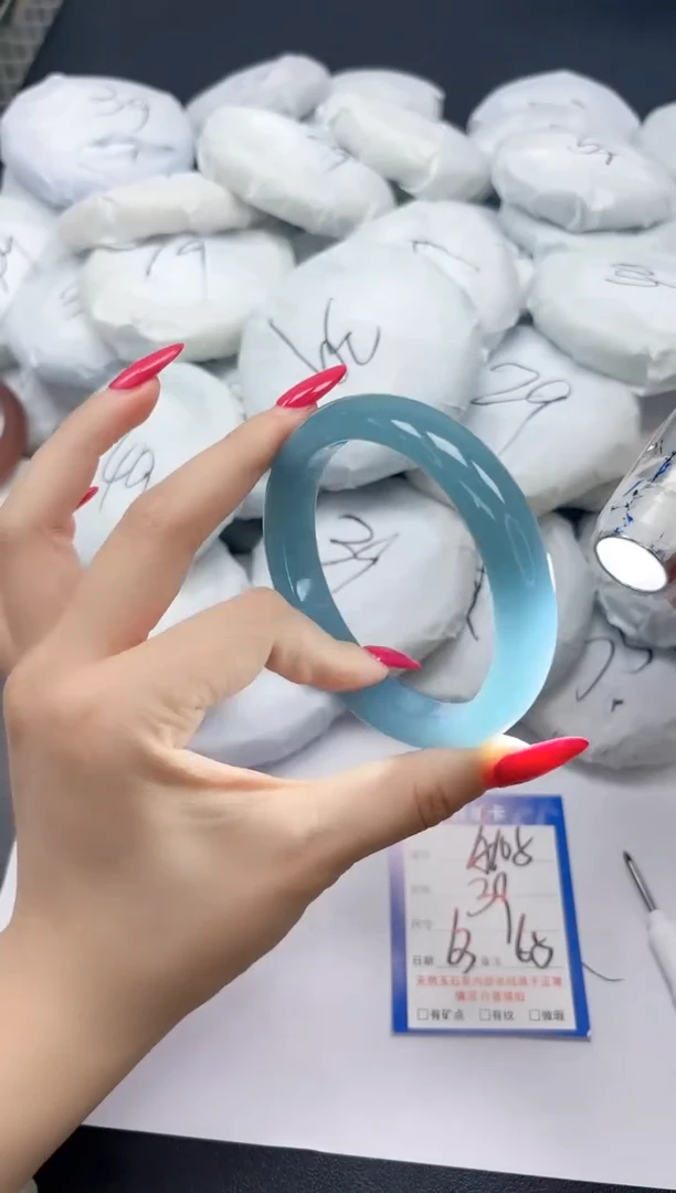 未镶嵌手镯石英质玉A105/6365