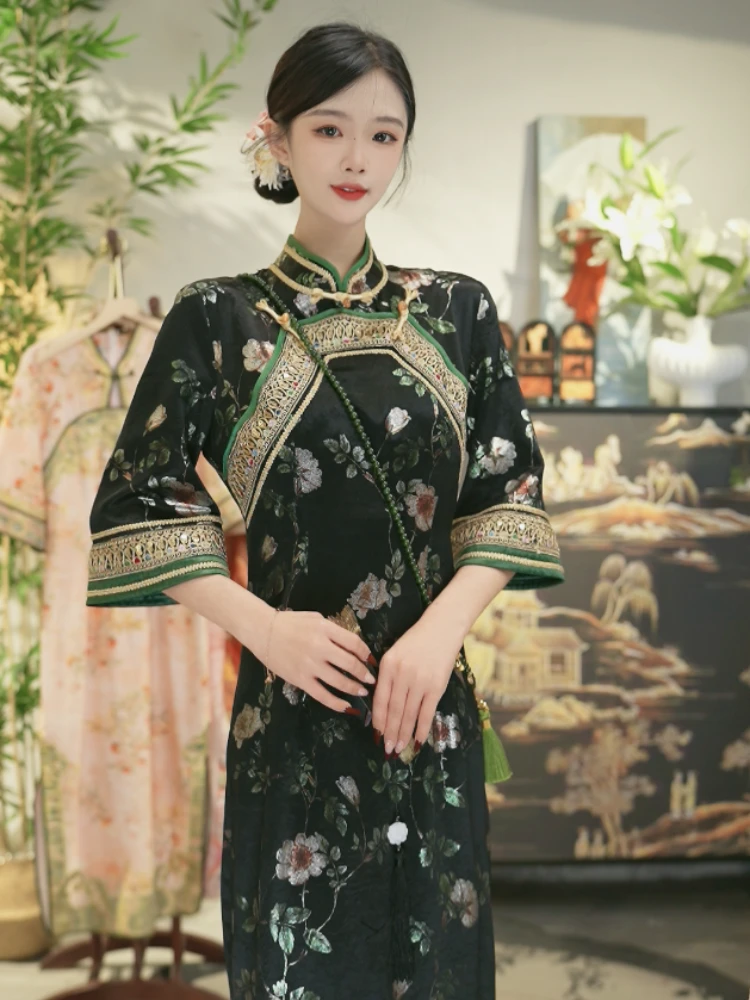 代佳莉2025夏季新款中国风复古日常黑色修身长款旗袍（2871）