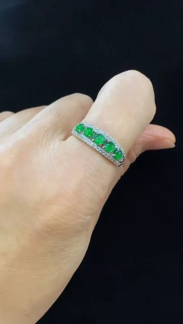 颈饰银S925镶嵌翡翠国风